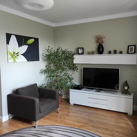 Domo Apartment Stredokluky ภายนอก รูปภาพ