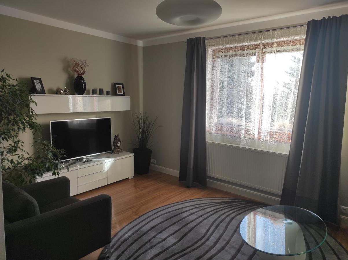Domo Apartment Stredokluky ภายนอก รูปภาพ